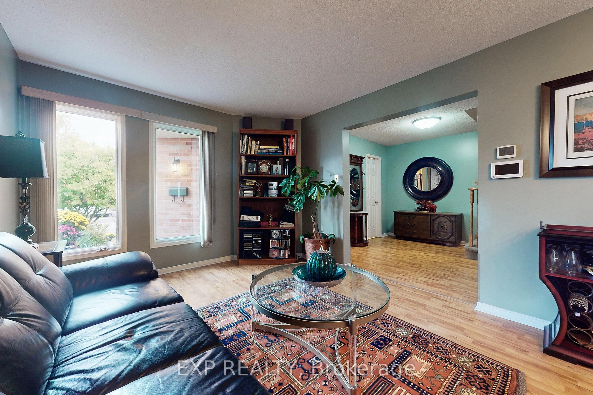 Photo 5 of 905 Rambleberry Avenue, Pickering, Liverpool — HOMEH