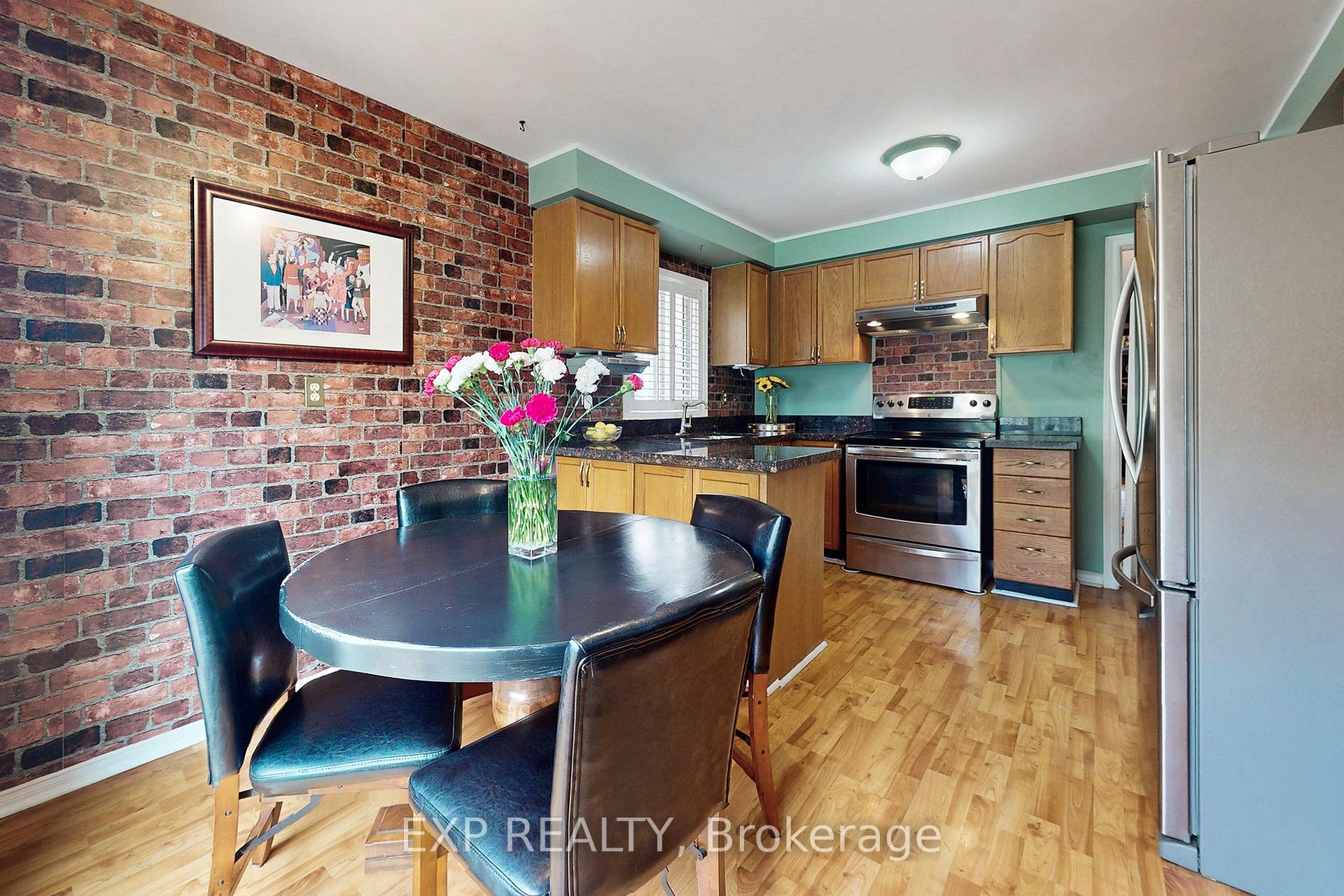 Photo 9 of 905 Rambleberry Avenue, Pickering, Liverpool — HOMEH