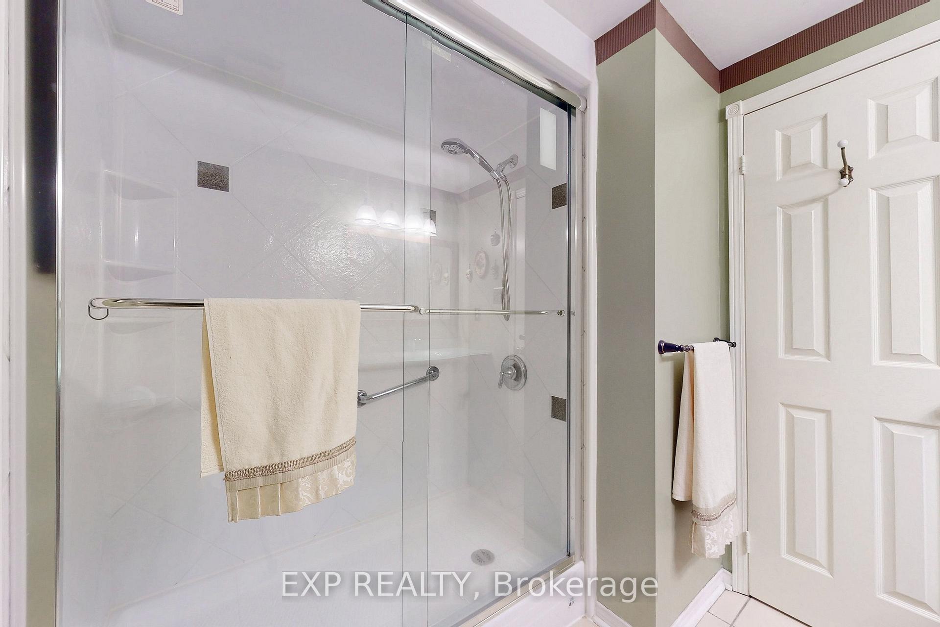 Photo 20 of 905 Rambleberry Avenue, Pickering, Liverpool — HOMEH