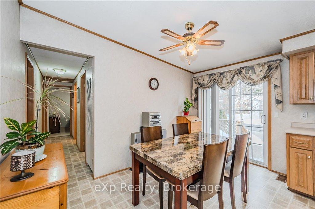 Photo 20 of 3 Trillium Beach Drive, Puslinch, Rural Puslinch East — HOMEH