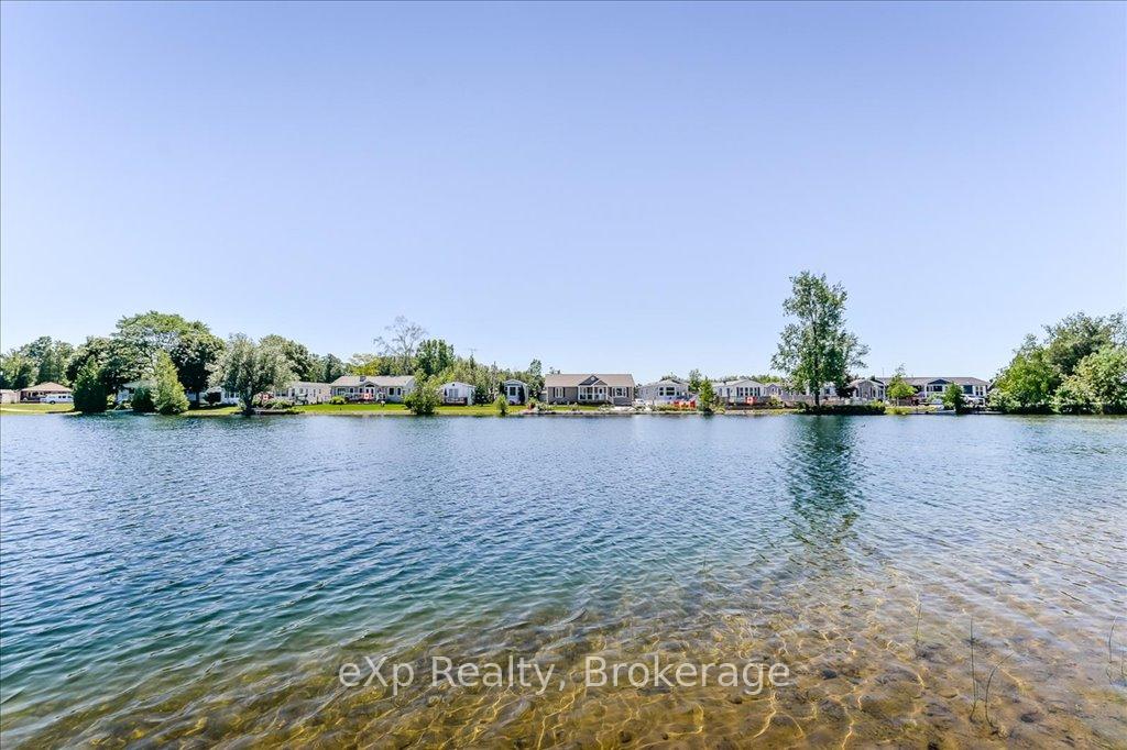 Photo 36 of 3 Trillium Beach Drive, Puslinch, Rural Puslinch East — HOMEH
