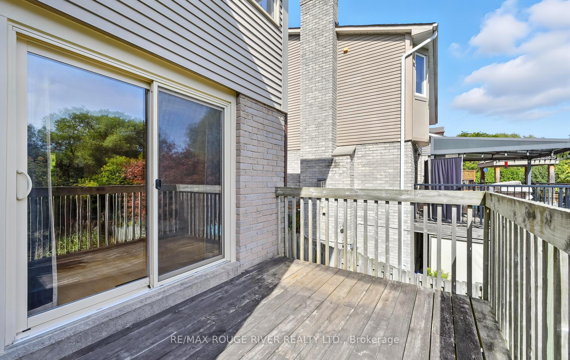 Photo 35 of 575 Dunrobin Court, Oshawa, McLaughlin — HOMEH