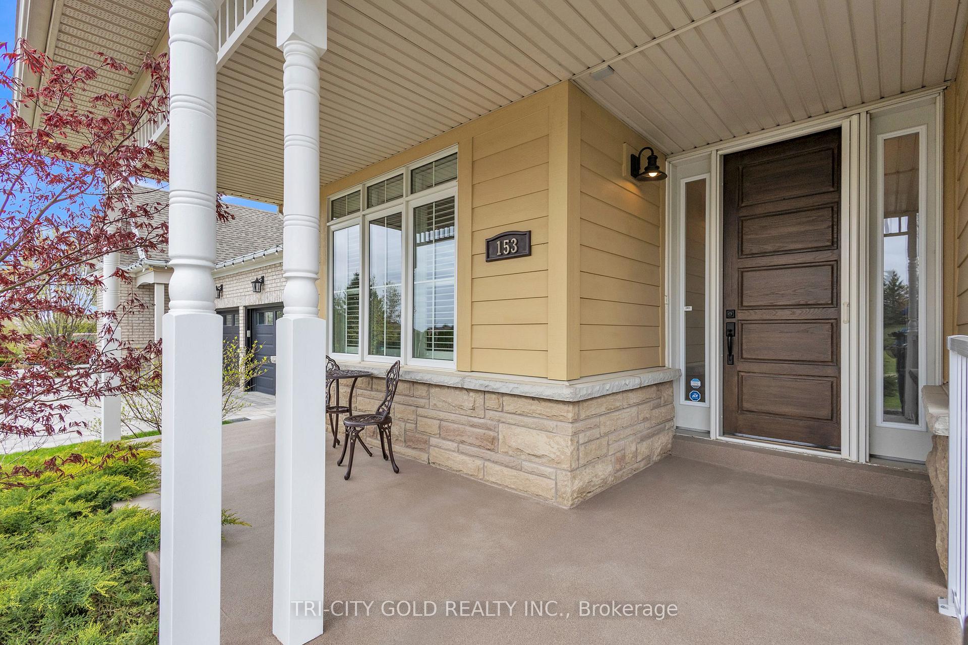 Photo 4 of 153 Aberfoyle Mill Crescent, Puslinch, Aberfoyle — HOMEH