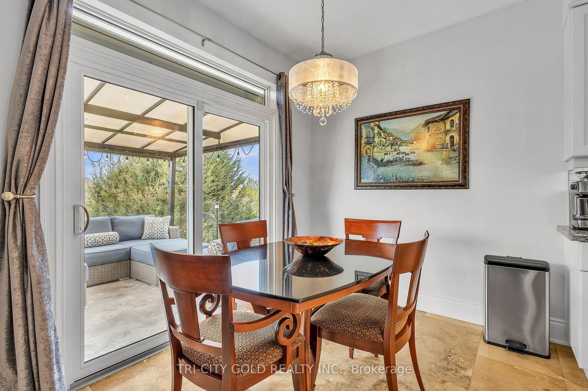 Photo 14 of 153 Aberfoyle Mill Crescent, Puslinch, Aberfoyle — HOMEH