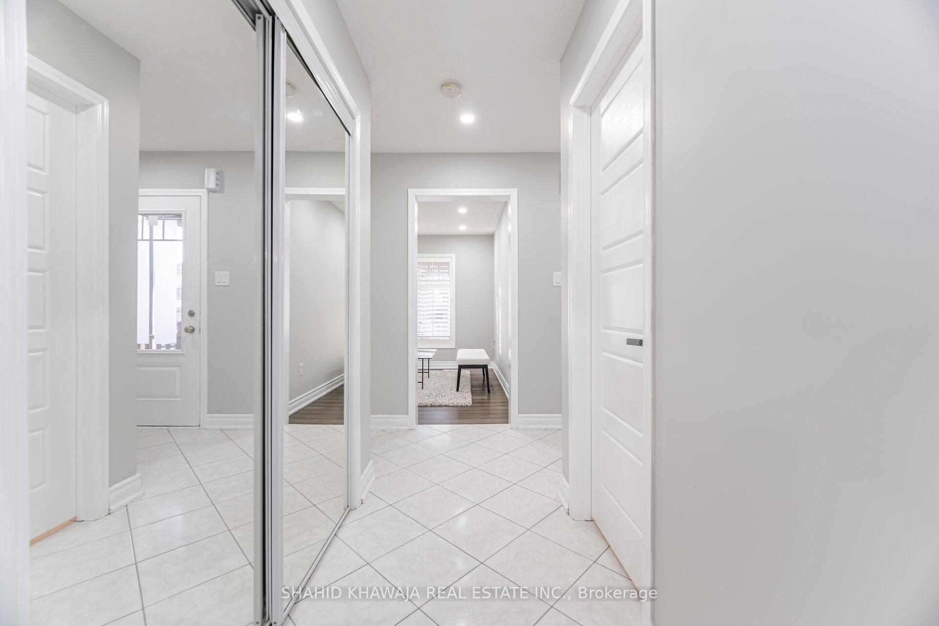 Photo 6 of 458 Pozbou Crescent, Milton, Willmott — HOMEH