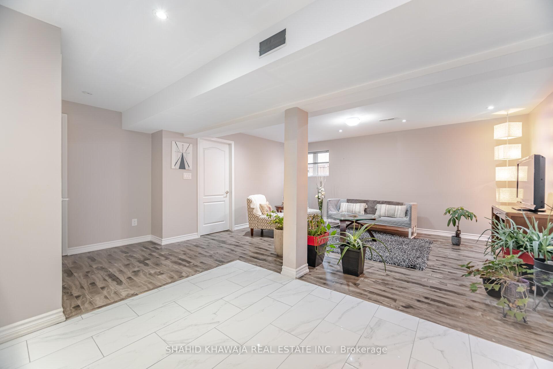 Photo 40 of 458 Pozbou Crescent, Milton, Willmott — HOMEH