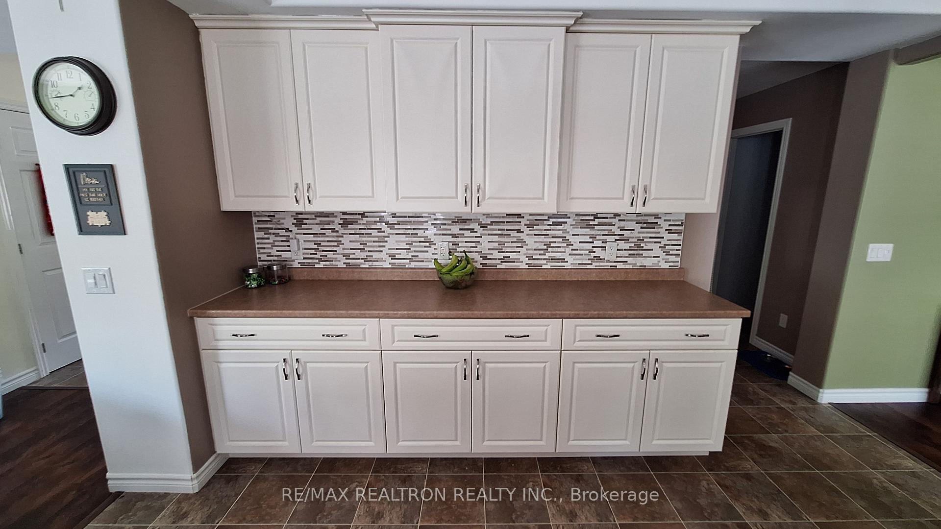 Photo 8 of Unit B, 785 3rd Concession, Pickering, Rural Pickering — HOMEH