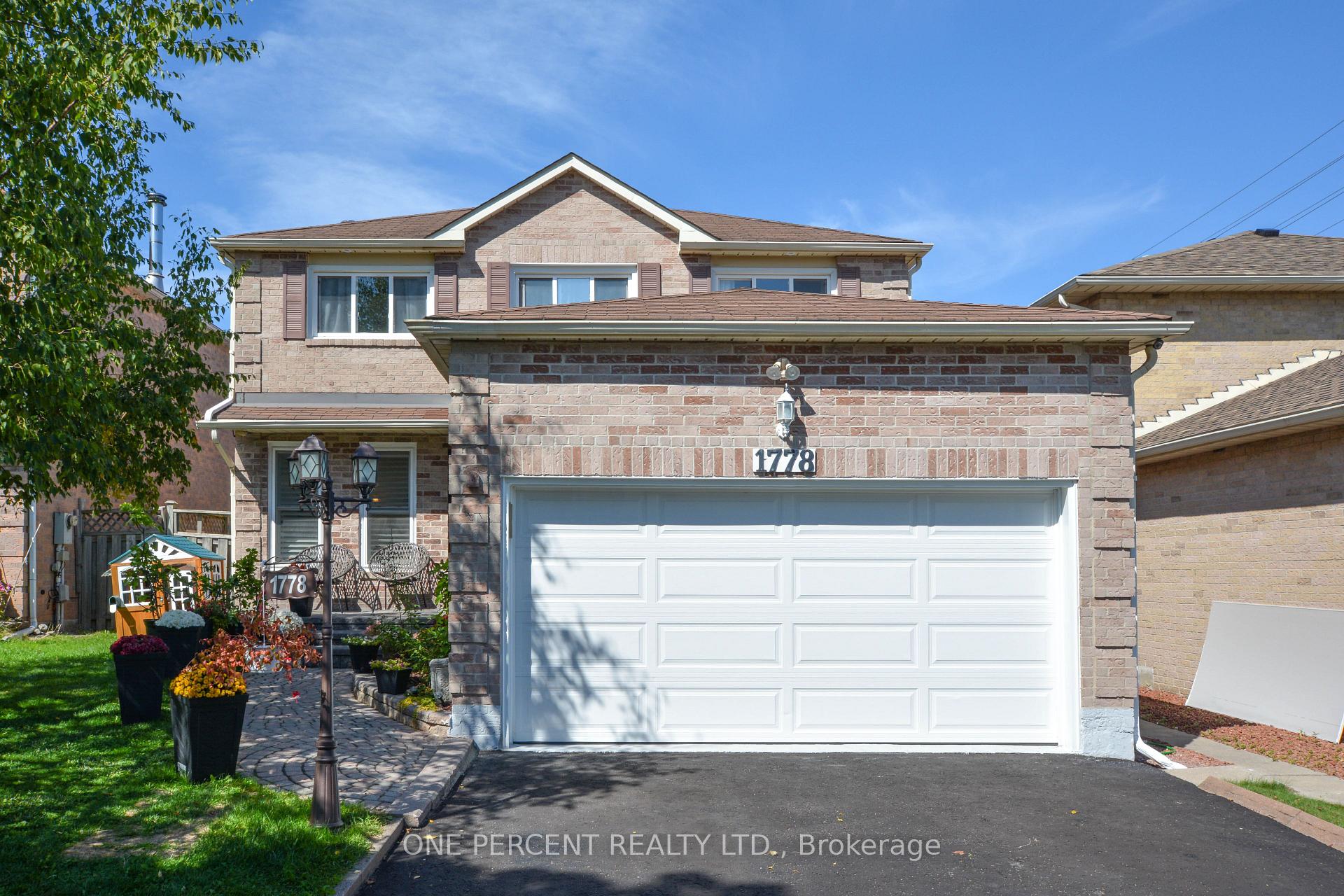 Front of 1778 Silverthorn Square
