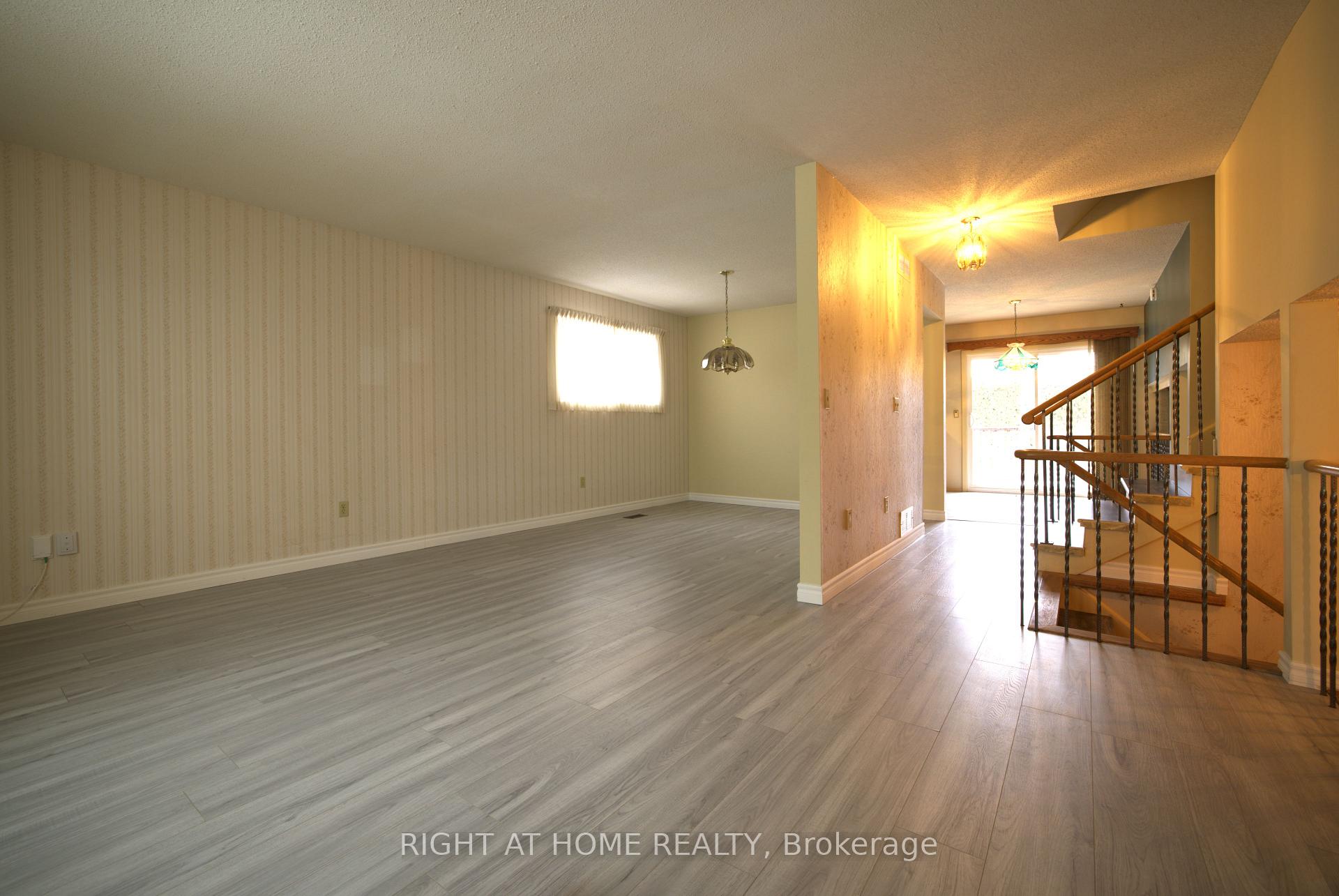 Photo 5 of 269 Athabasca Street, Oshawa, Donevan — HOMEH