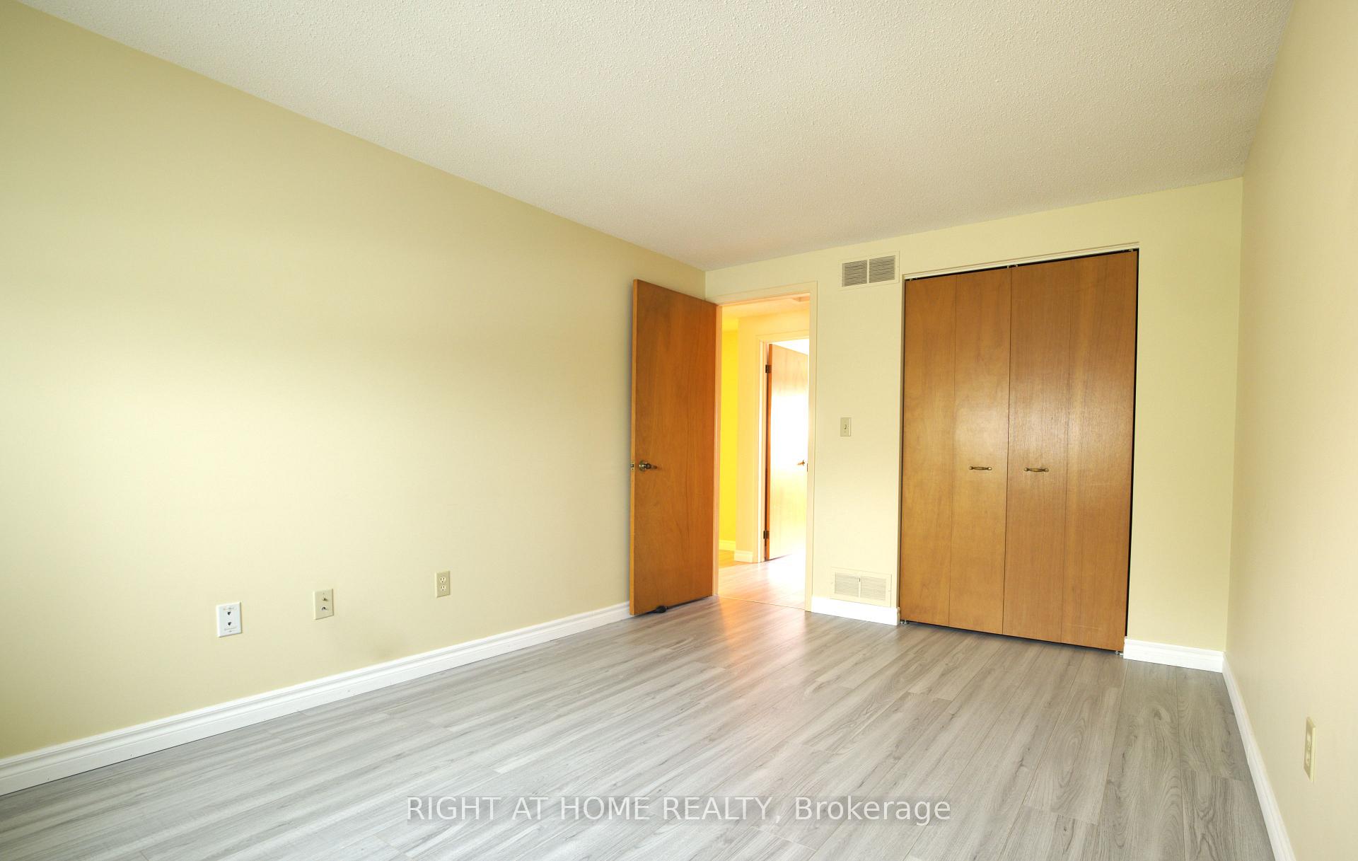 Photo 7 of 269 Athabasca Street, Oshawa, Donevan — HOMEH