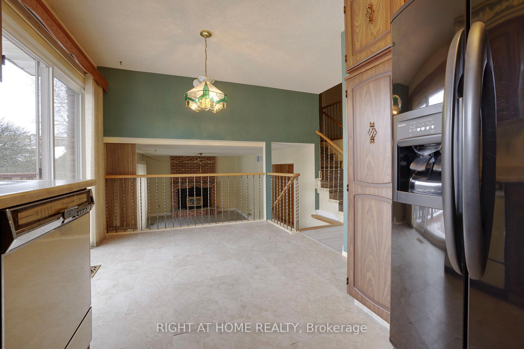 Photo 8 of 269 Athabasca Street, Oshawa, Donevan — HOMEH