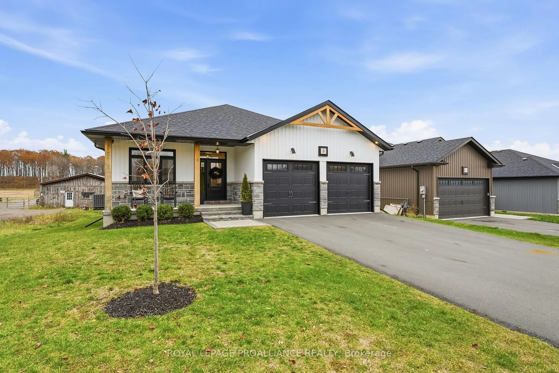 Photo 1 of 5 Hillcrest Drive, Quinte West, Murray Ward — HOMEH