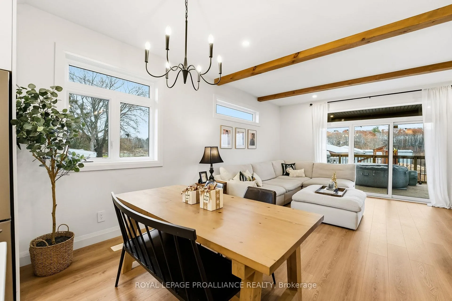Photo 16 of 5 Hillcrest Drive, Quinte West, Murray Ward — HOMEH
