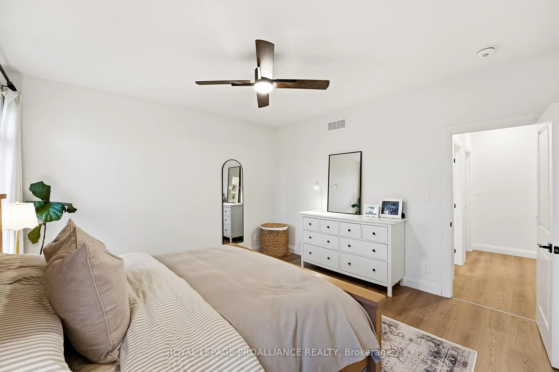 Photo 21 of 5 Hillcrest Drive, Quinte West, Murray Ward — HOMEH