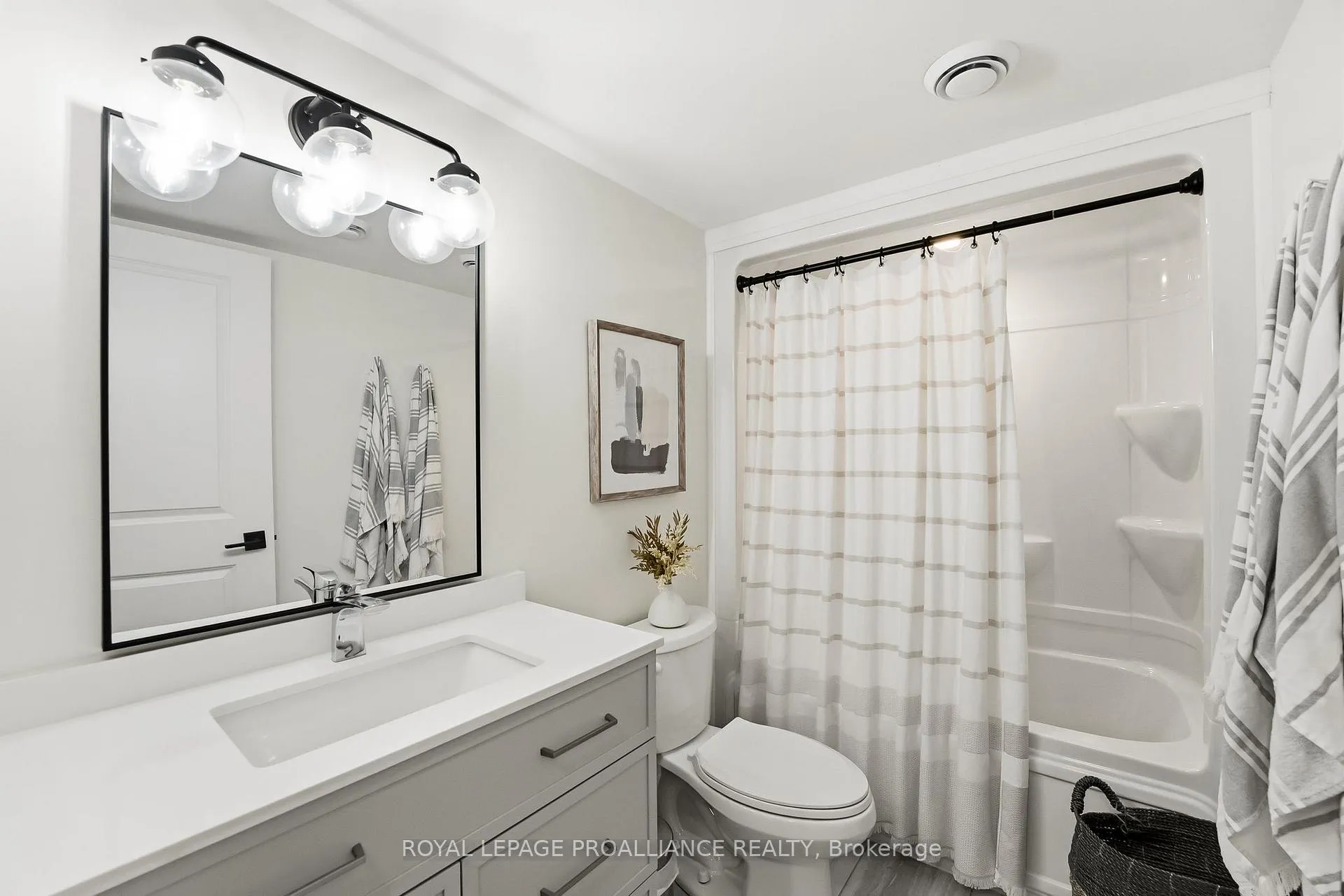 Photo 37 of 5 Hillcrest Drive, Quinte West, Murray Ward — HOMEH