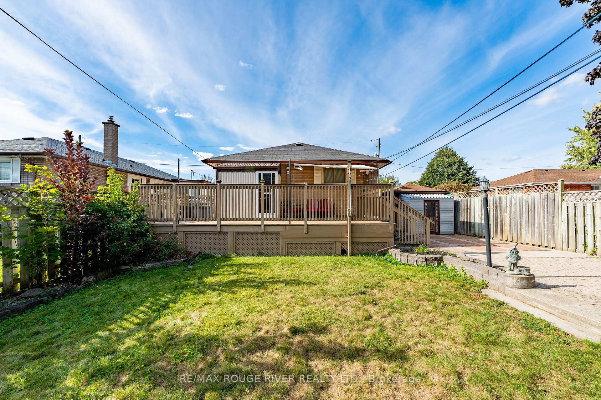 Photo 26 of 686 Perry Crescent, Oshawa, Vanier — HOMEH