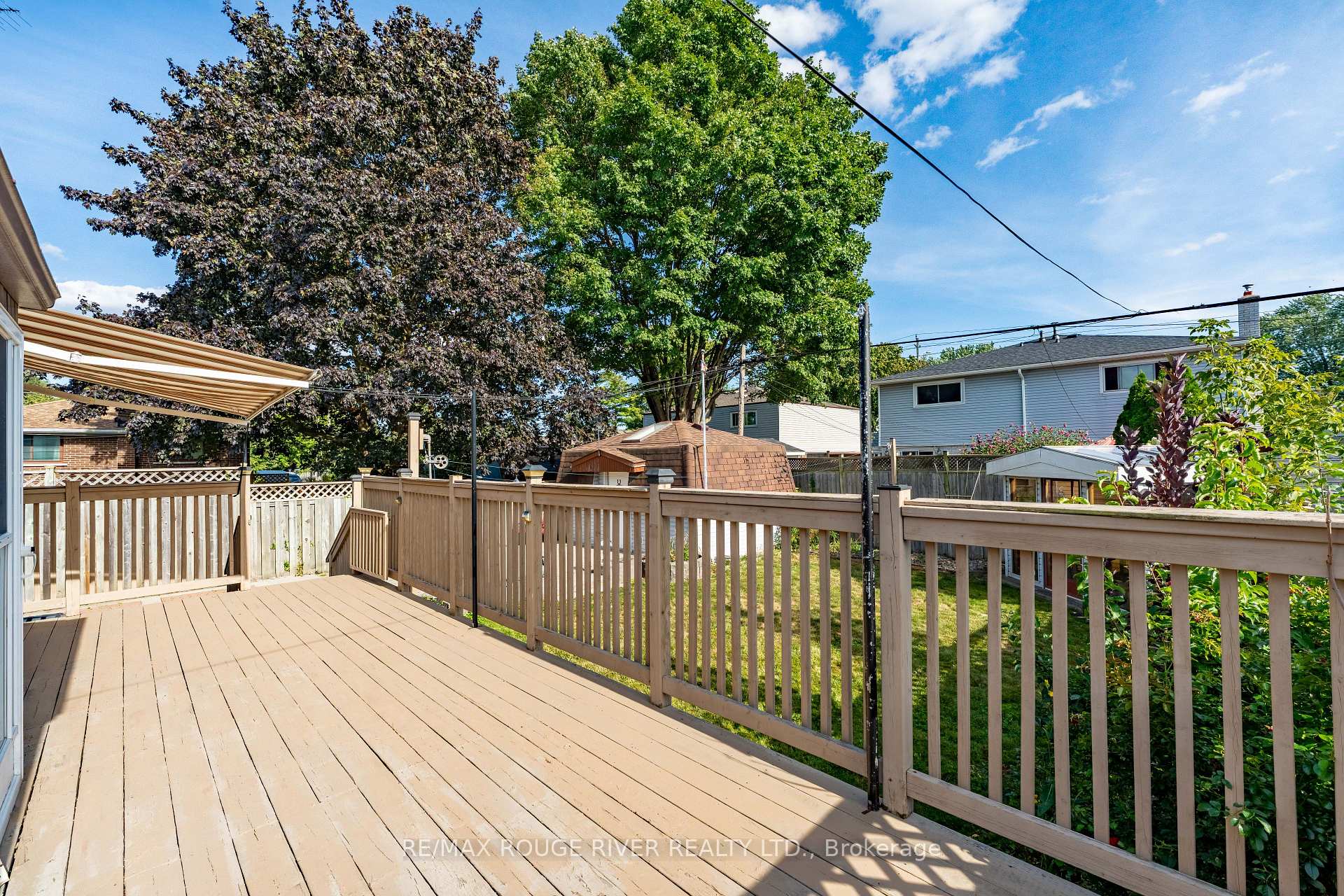 Photo 28 of 686 Perry Crescent, Oshawa, Vanier — HOMEH