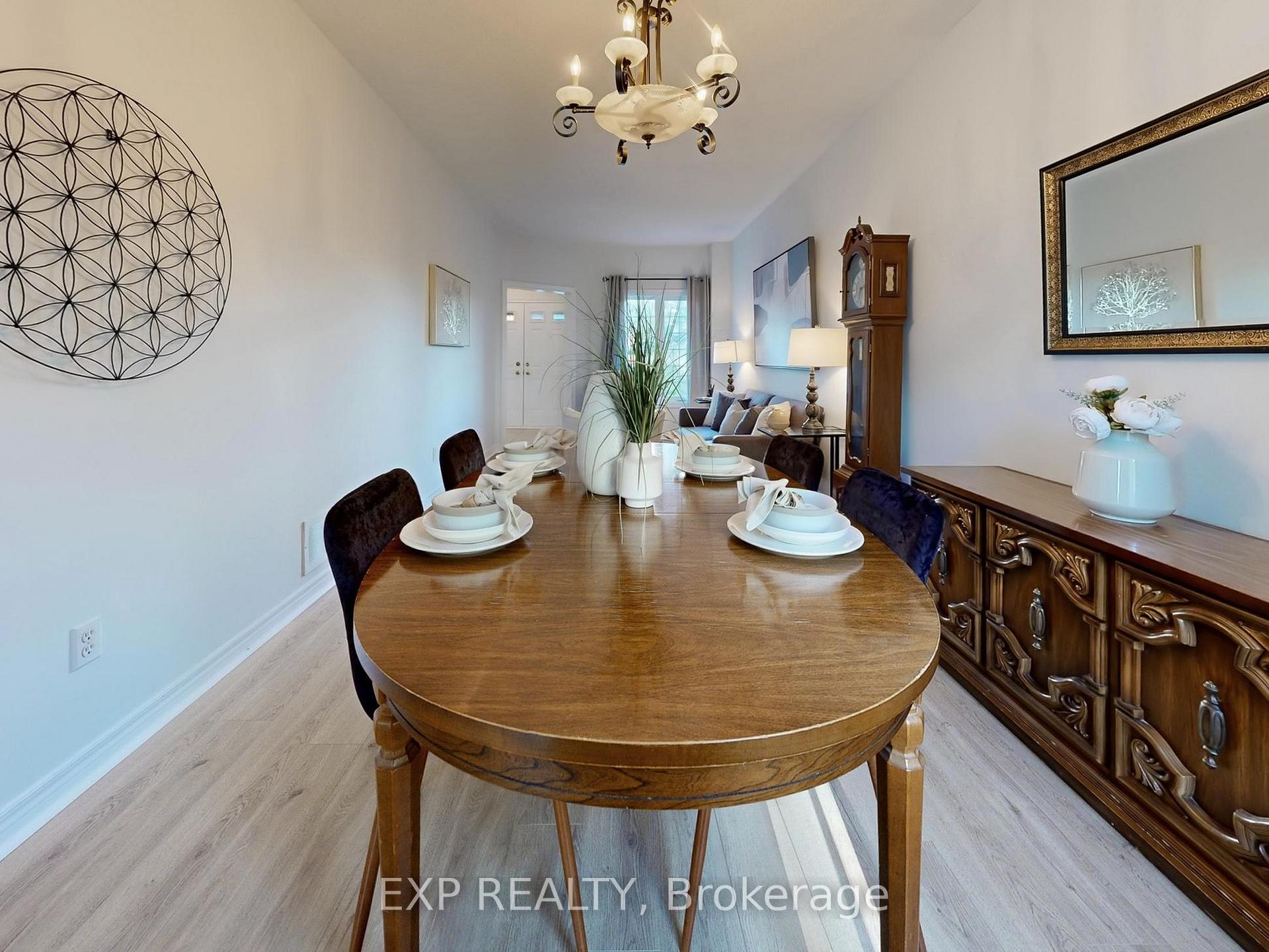 Photo 5 of 1151 Gossamer Drive, Pickering, Liverpool — HOMEH