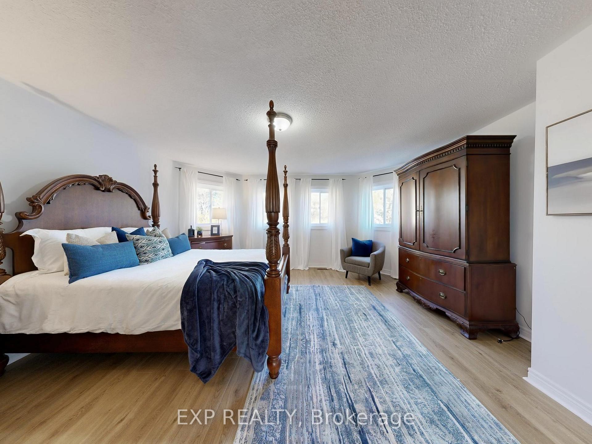 Photo 13 of 1151 Gossamer Drive, Pickering, Liverpool — HOMEH
