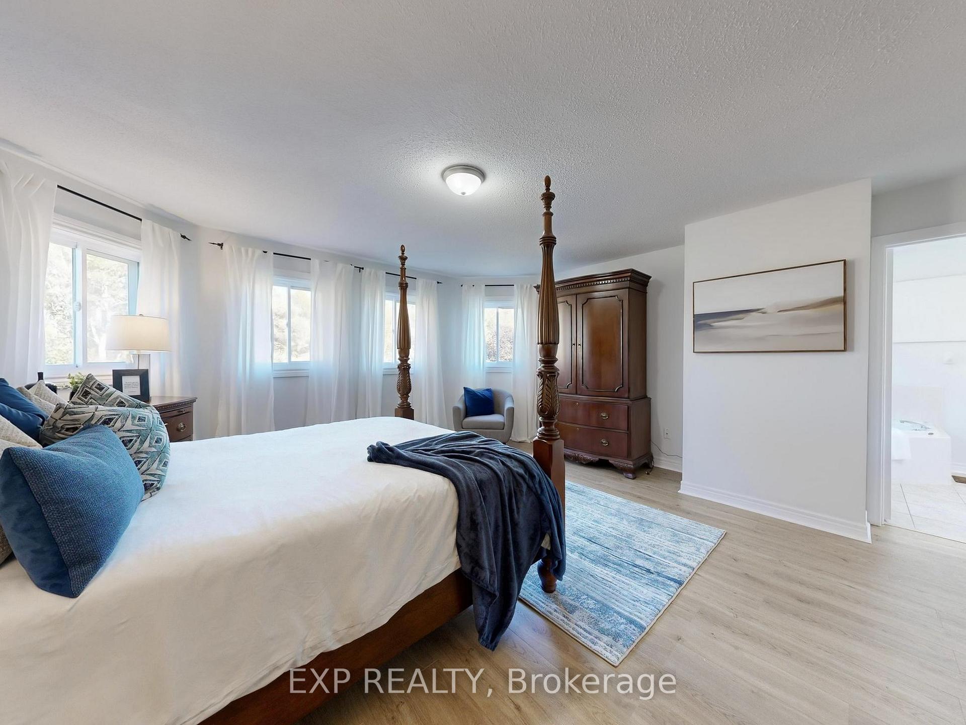 Photo 14 of 1151 Gossamer Drive, Pickering, Liverpool — HOMEH