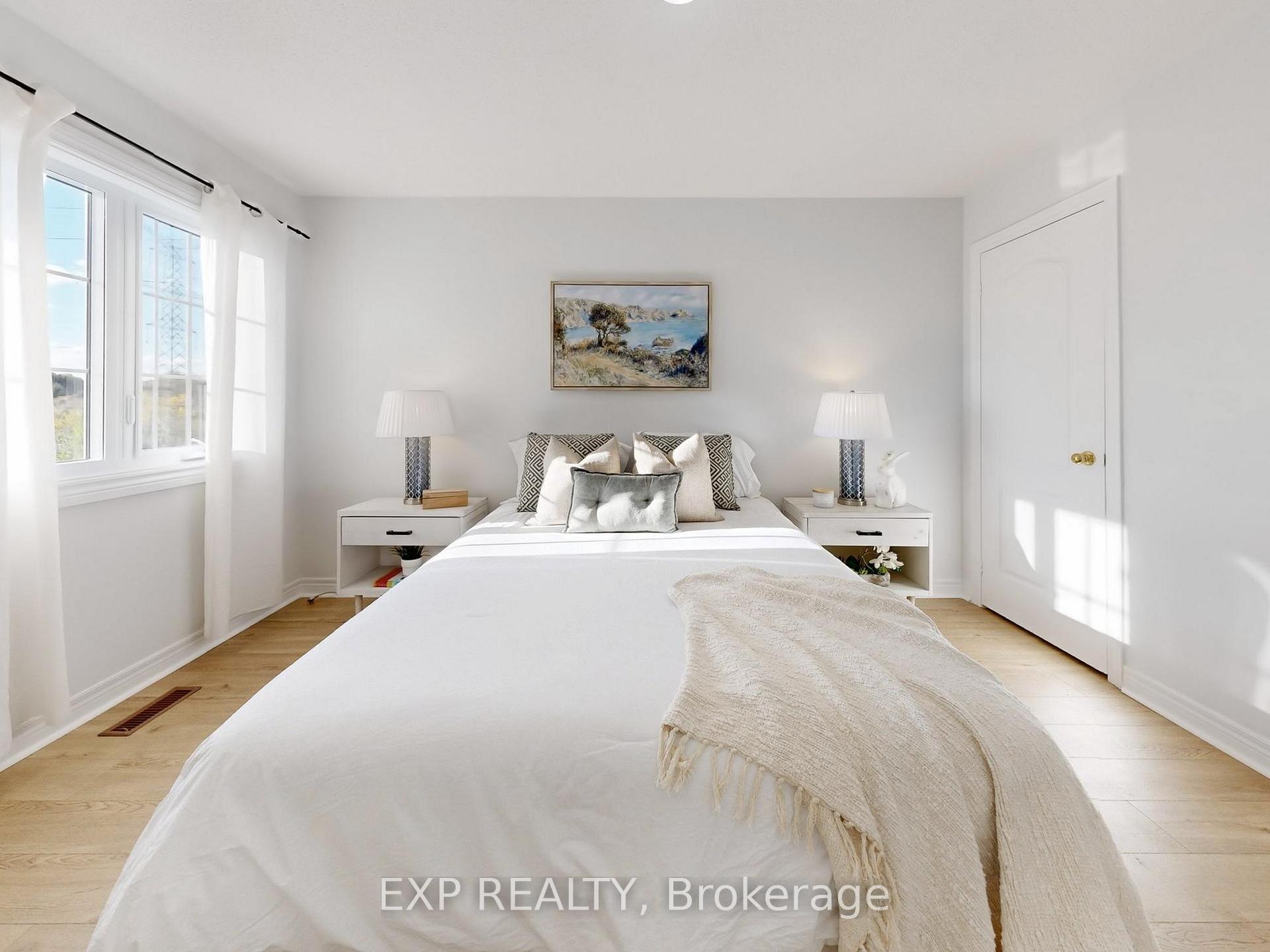 Photo 16 of 1151 Gossamer Drive, Pickering, Liverpool — HOMEH