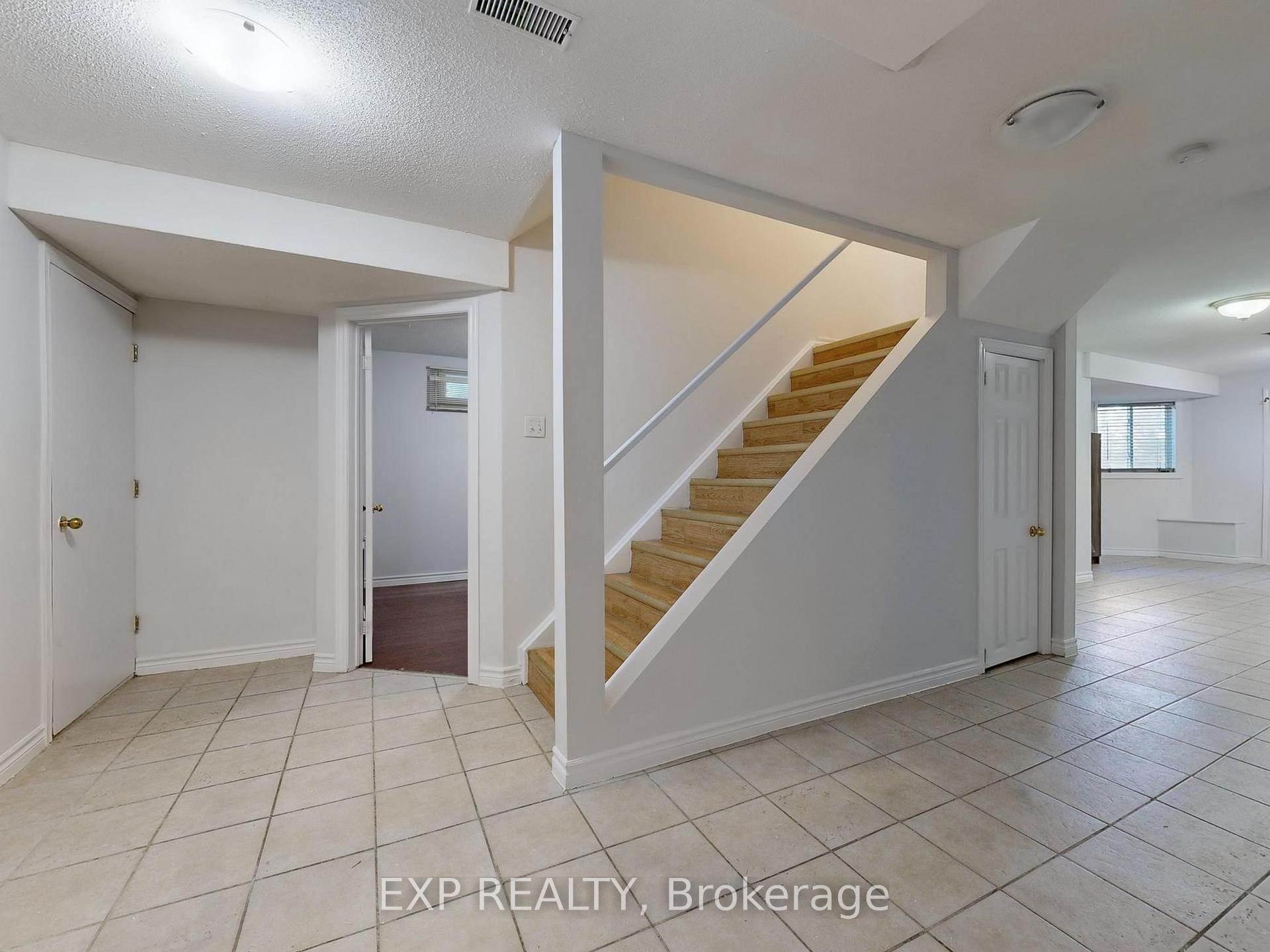 Photo 23 of 1151 Gossamer Drive, Pickering, Liverpool — HOMEH