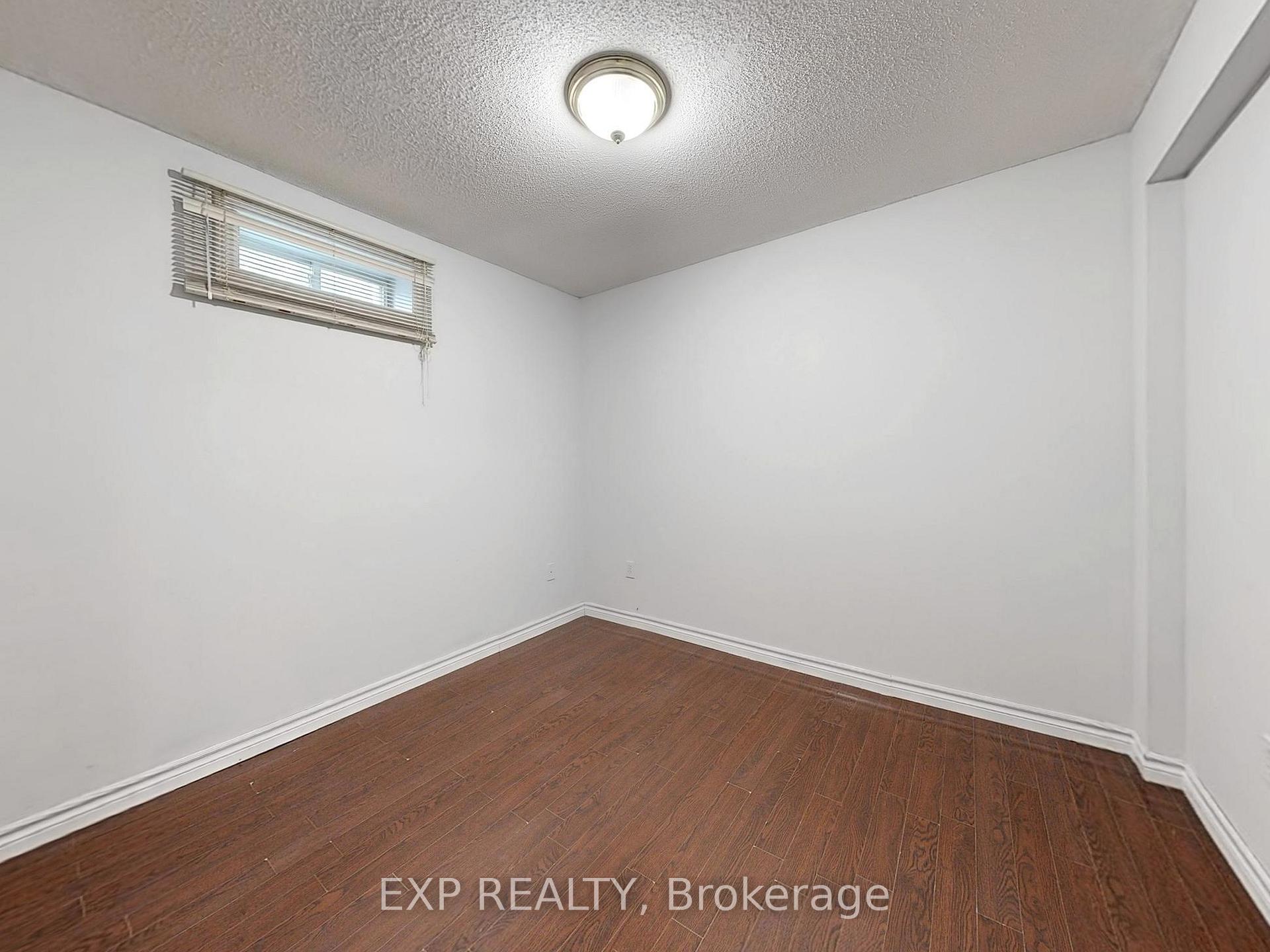 Photo 29 of 1151 Gossamer Drive, Pickering, Liverpool — HOMEH
