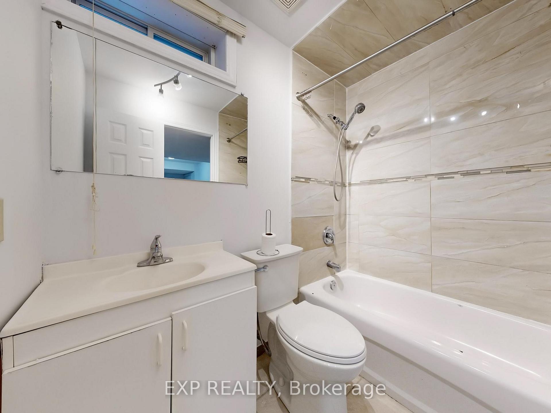 Photo 30 of 1151 Gossamer Drive, Pickering, Liverpool — HOMEH