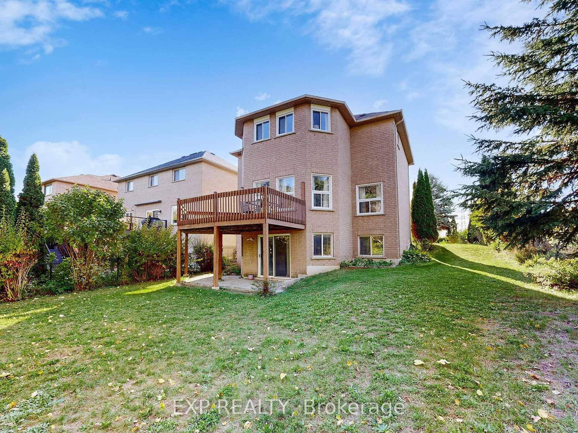 Photo 32 of 1151 Gossamer Drive, Pickering, Liverpool — HOMEH