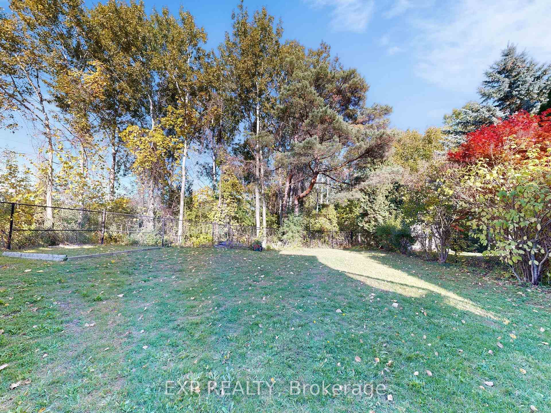 Photo 33 of 1151 Gossamer Drive, Pickering, Liverpool — HOMEH