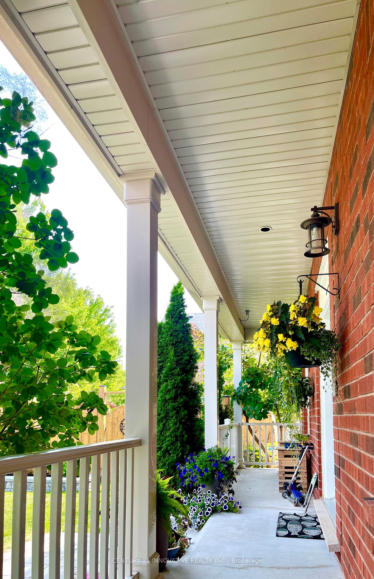 Photo 5 of 828 Howden Crescent, Milton, Coates — HOMEH