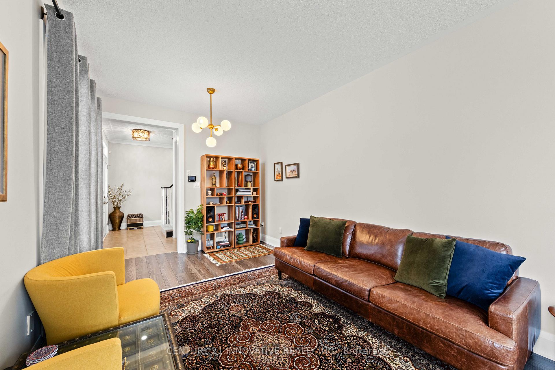 Photo 9 of 828 Howden Crescent, Milton, Coates — HOMEH