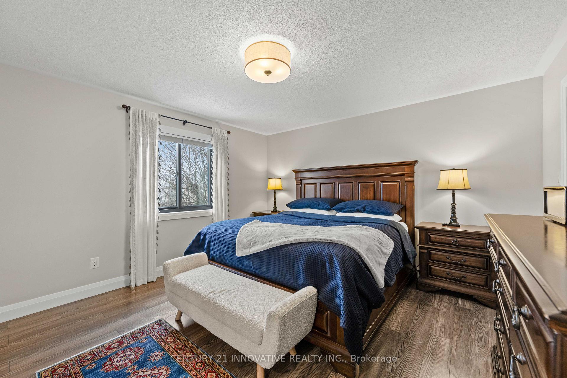 Photo 22 of 828 Howden Crescent, Milton, Coates — HOMEH