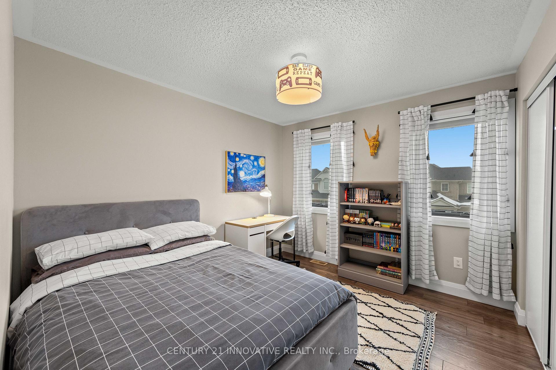 Photo 30 of 828 Howden Crescent, Milton, Coates — HOMEH