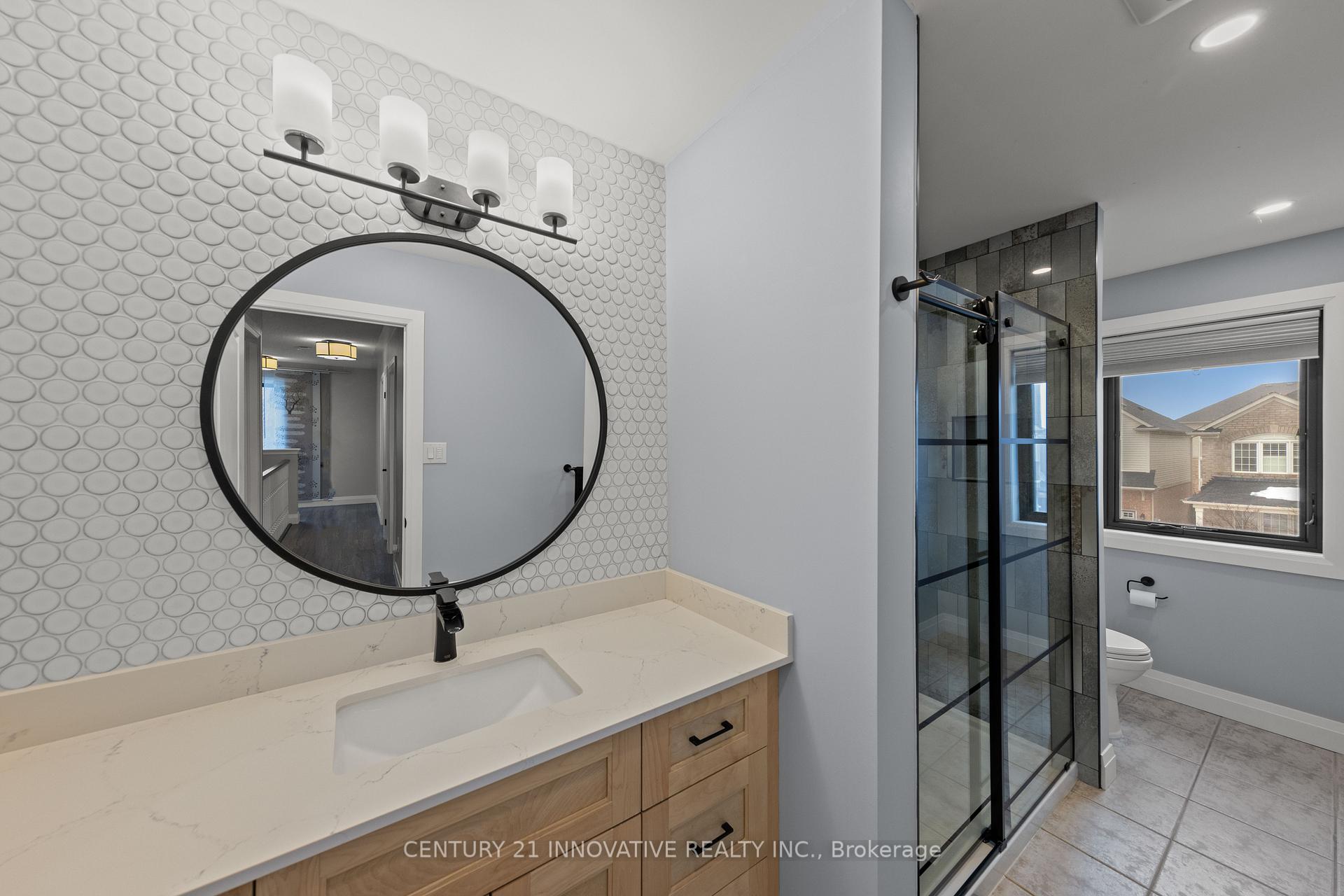 Photo 33 of 828 Howden Crescent, Milton, Coates — HOMEH