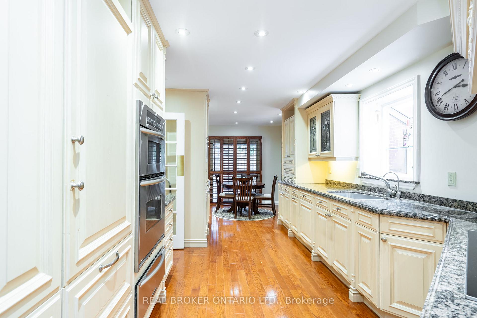 Photo 8 of 972 Gablehurst Crescent, Pickering, Liverpool — HOMEH