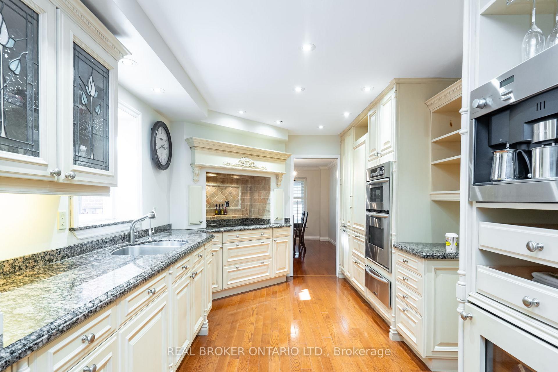 Photo 9 of 972 Gablehurst Crescent, Pickering, Liverpool — HOMEH
