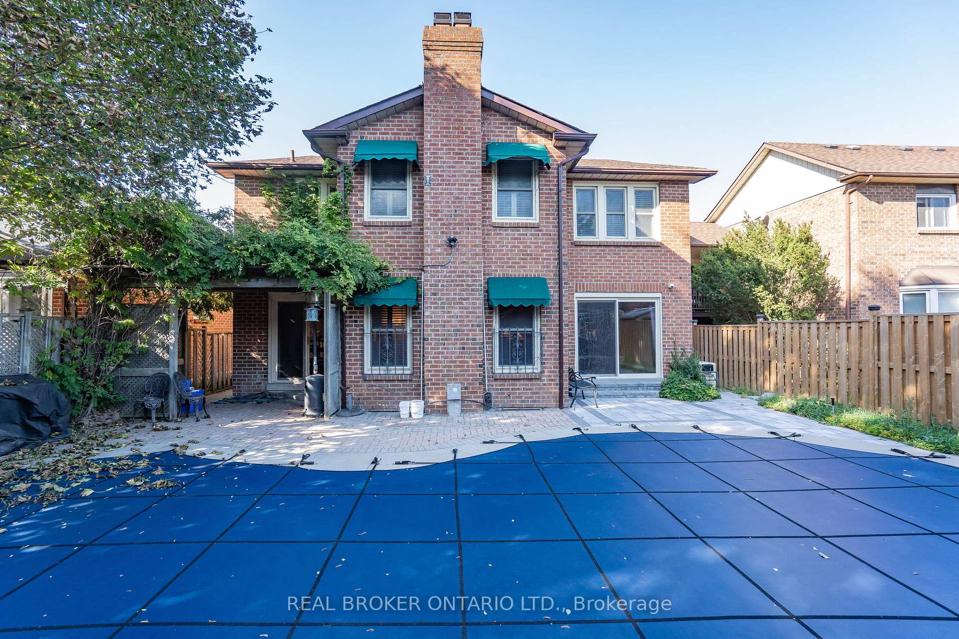 Photo 38 of 972 Gablehurst Crescent, Pickering, Liverpool — HOMEH