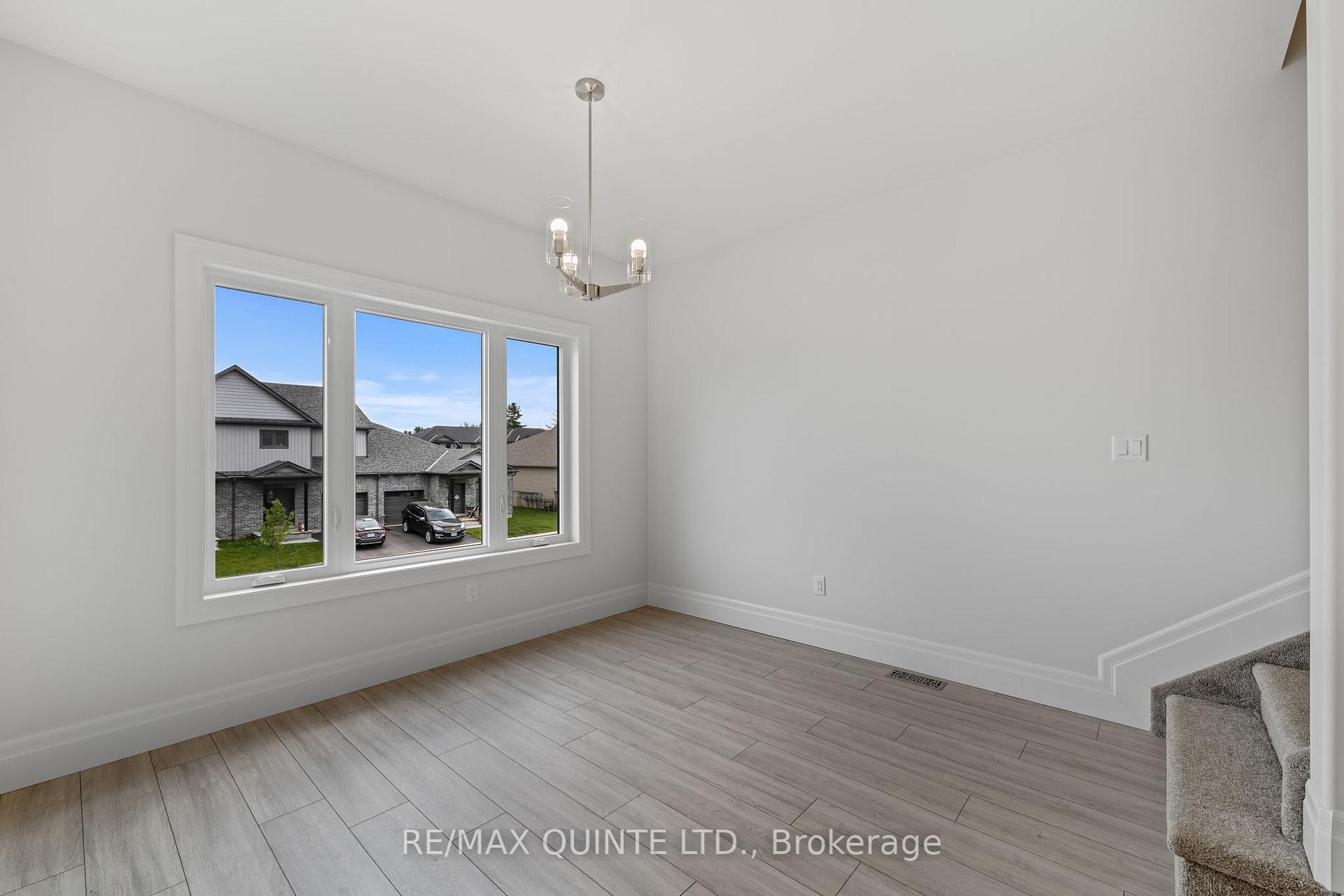 Photo 12 of 29 Markland Avenue, Prince Edward County, Picton Ward — HOMEH