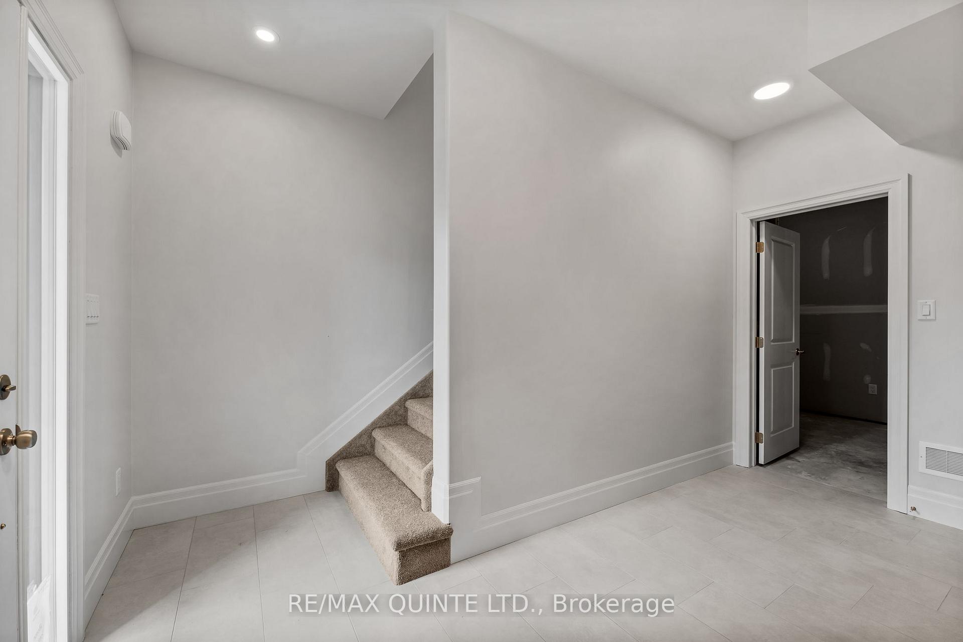 Photo 23 of 29 Markland Avenue, Prince Edward County, Picton Ward — HOMEH