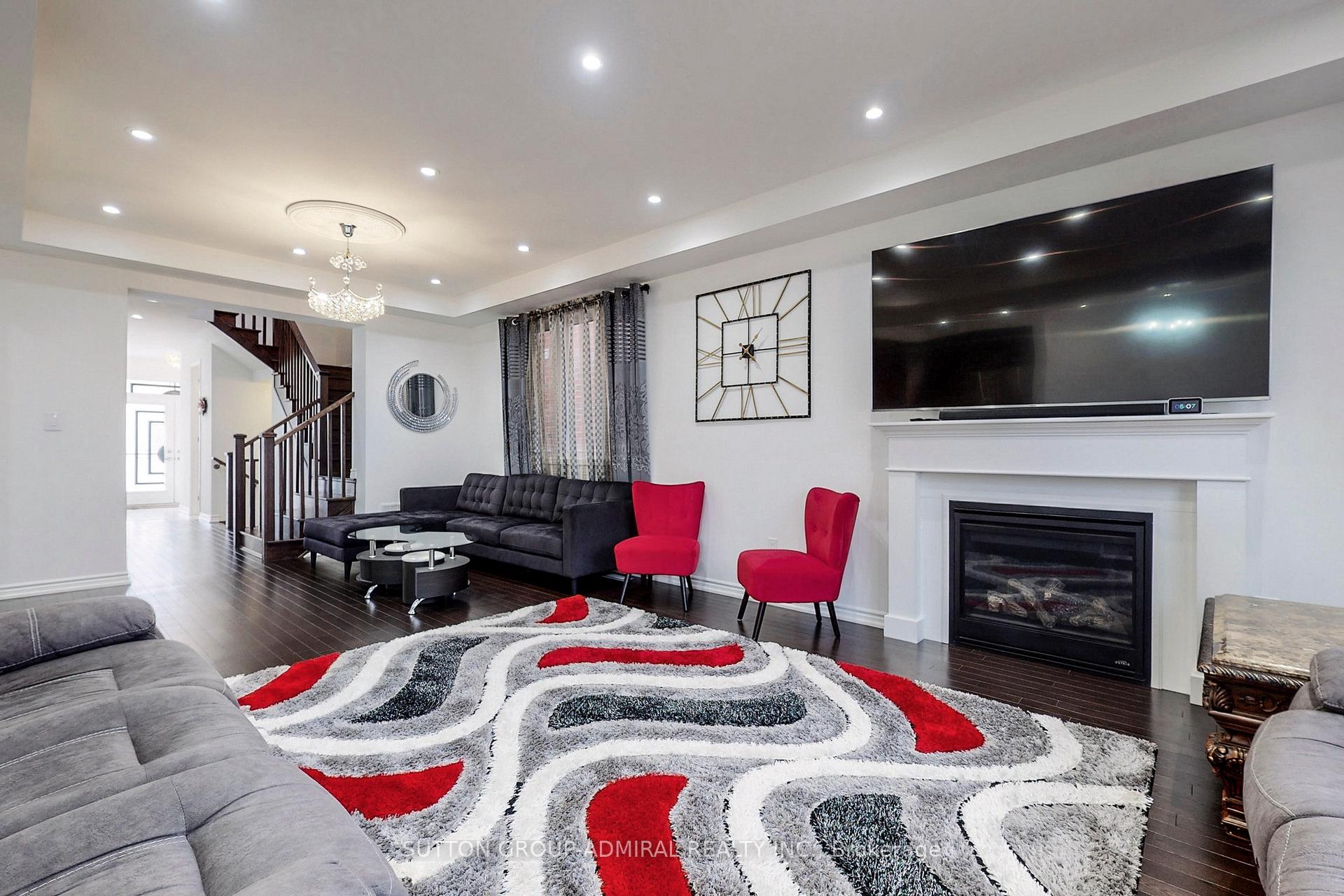 Photo 5 of Unit (Main+2nd Floor), 808 Sumac Crescent, Milton, Cobban — HOMEH
