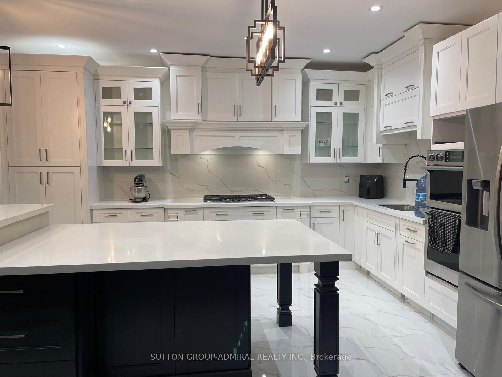 Photo 7 of Unit (Main+2nd Floor), 808 Sumac Crescent, Milton, Cobban — HOMEH