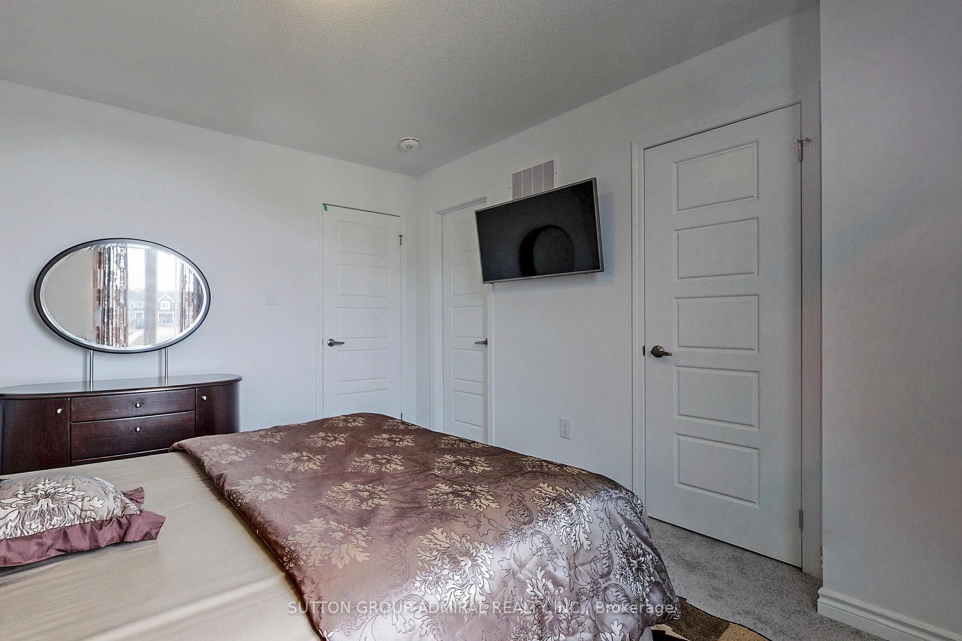 Photo 18 of Unit (Main+2nd Floor), 808 Sumac Crescent, Milton, Cobban — HOMEH
