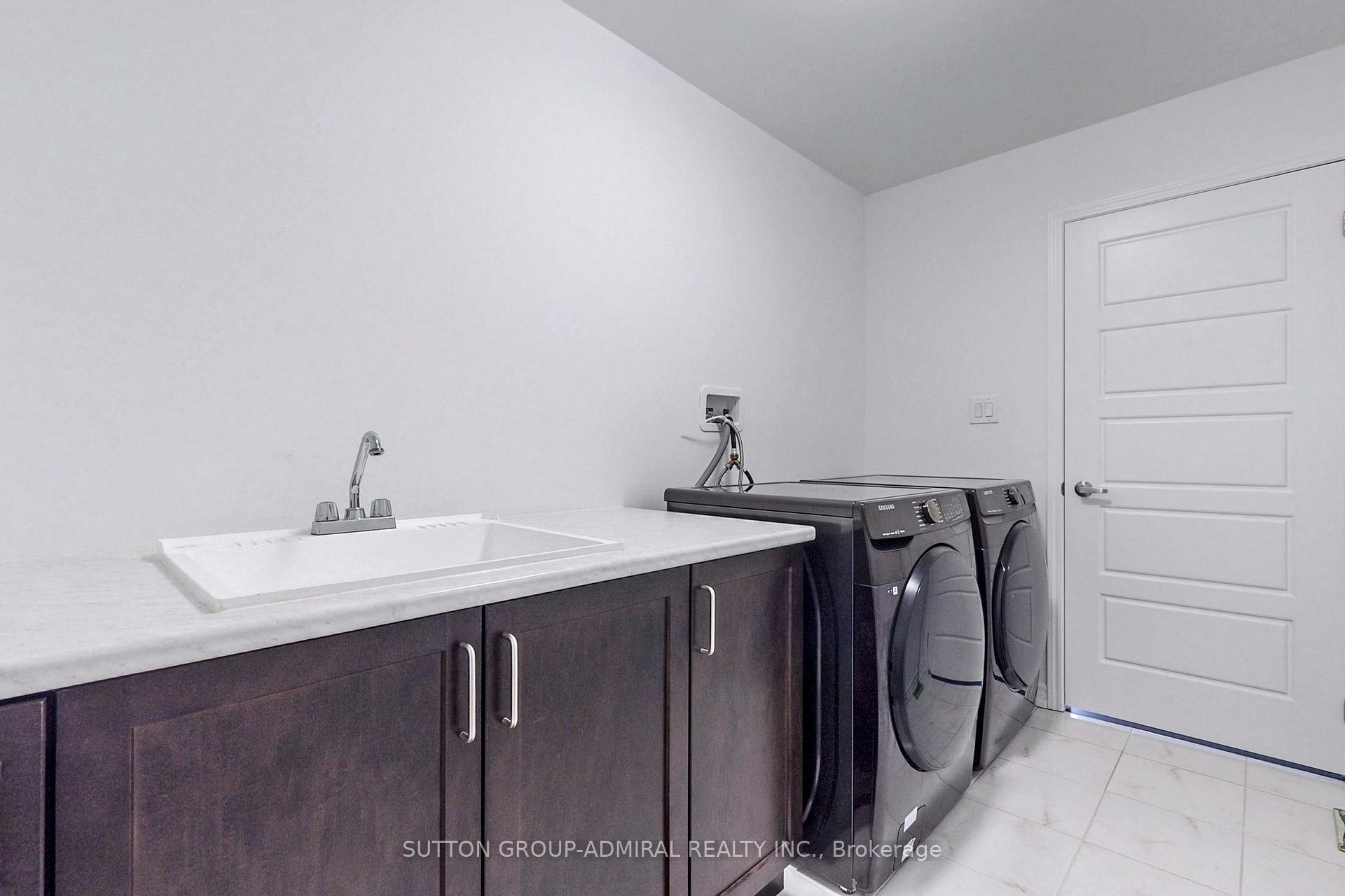 Photo 26 of Unit (Main+2nd Floor), 808 Sumac Crescent, Milton, Cobban — HOMEH