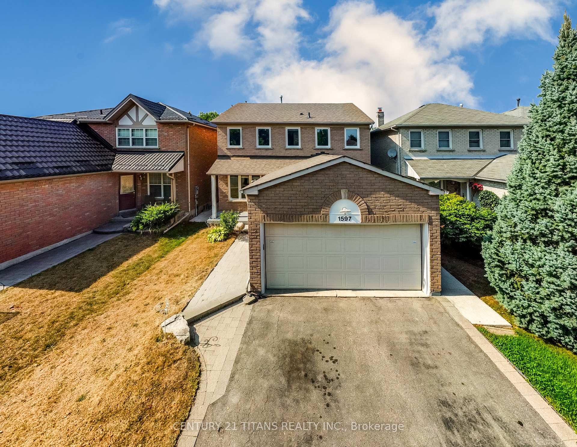 Front of 1597 Amberlea Road