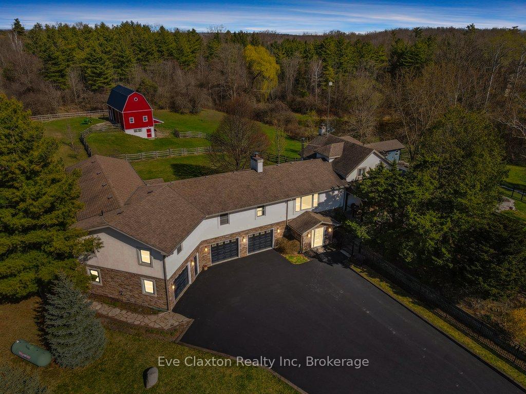 Photo 2 of 4337 Sideroad 10 Side Road S, Puslinch, Crieff/Aikensville/Killean — HOMEH