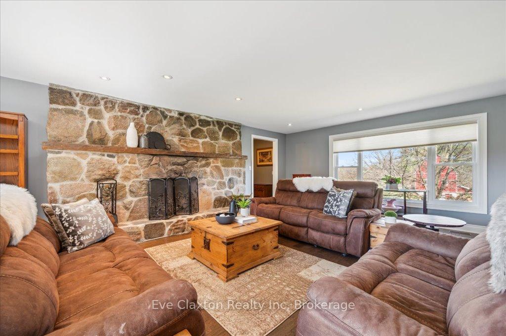Photo 11 of 4337 Sideroad 10 Side Road S, Puslinch, Crieff/Aikensville/Killean — HOMEH