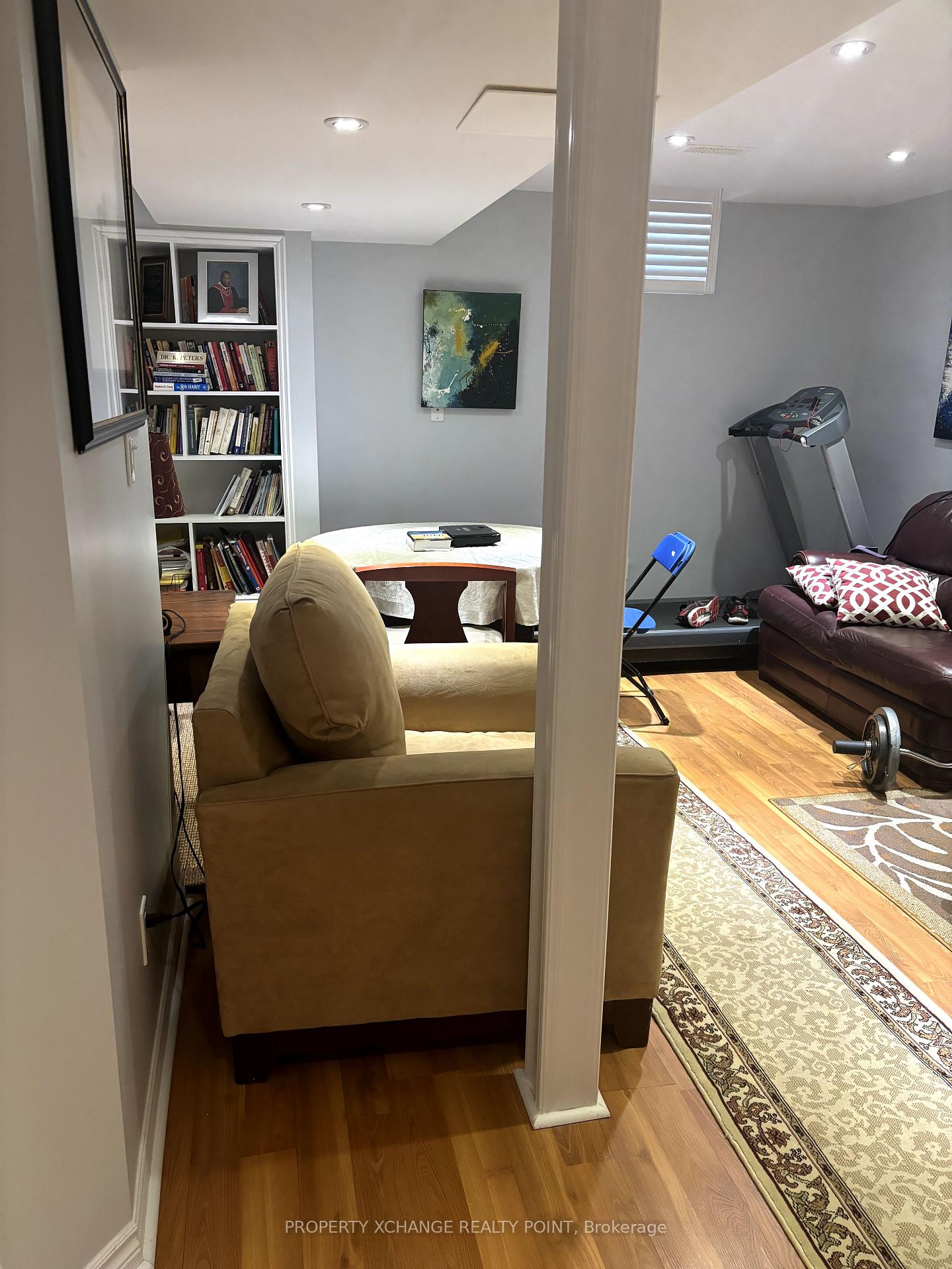 Photo 4 of Unit Basement, 258 Shadow Place, Pickering, Rouge Park — HOMEH