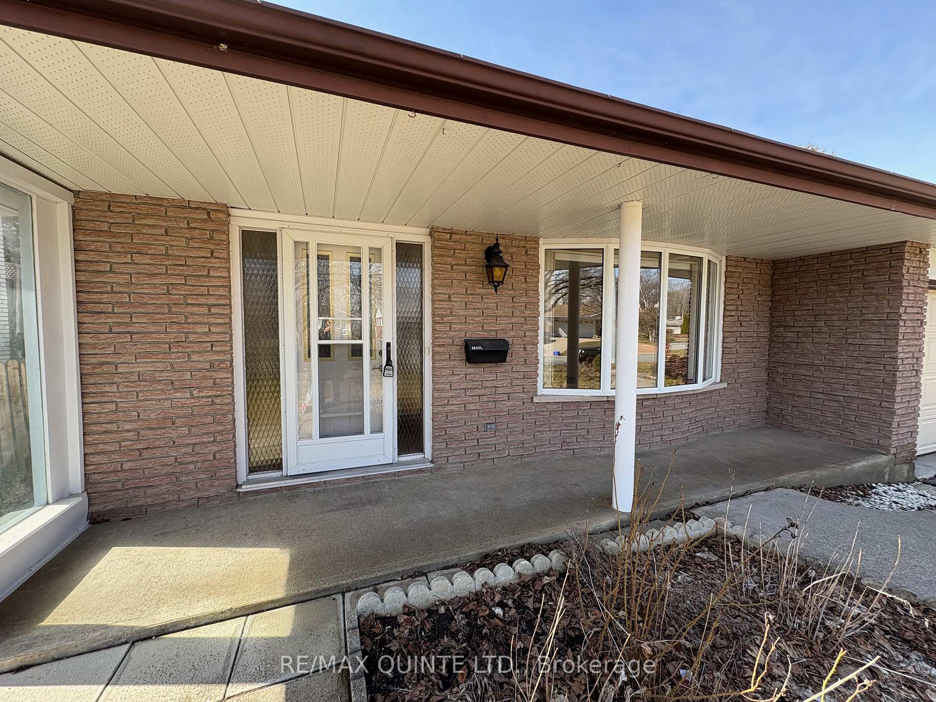 Photo 2 of 51 Parkview Heights, Quinte West, Trenton Ward — HOMEH