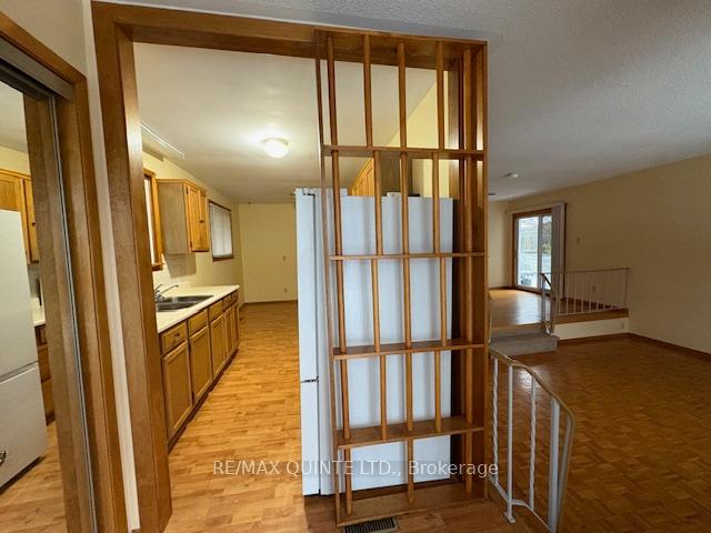 Photo 5 of 51 Parkview Heights, Quinte West, Trenton Ward — HOMEH